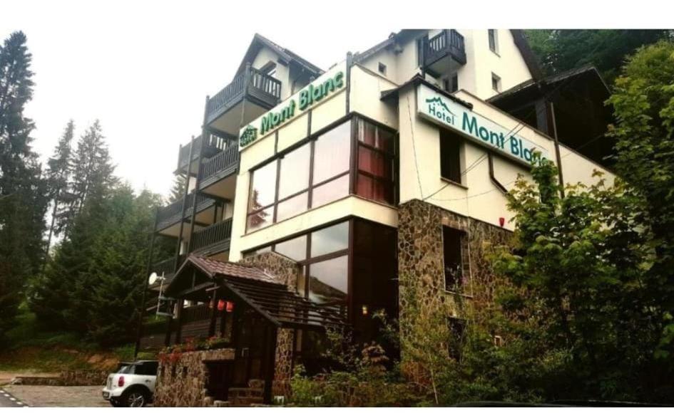 Mont Blanc Hotel Predeal Exterior photo